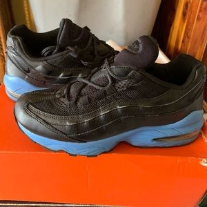 Air max 95 size 6Y